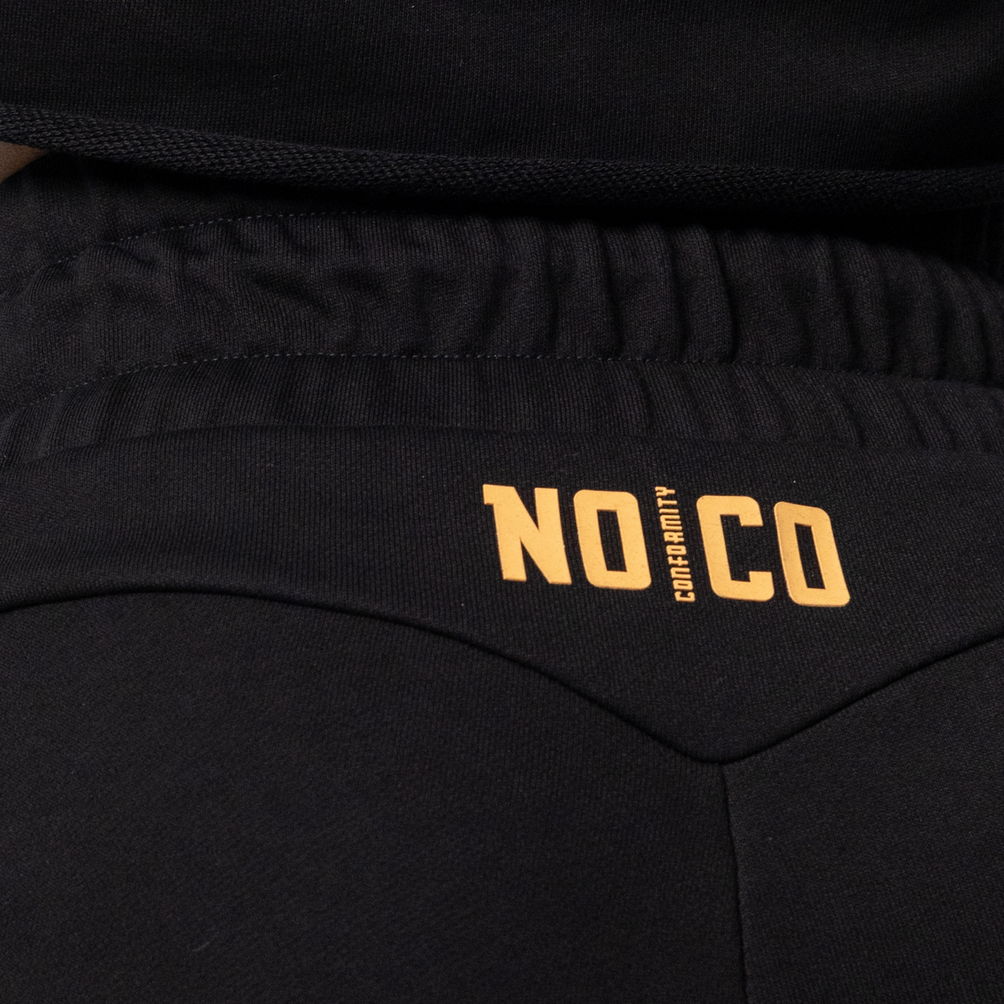 SPLIT-LEG SWEATPANTS